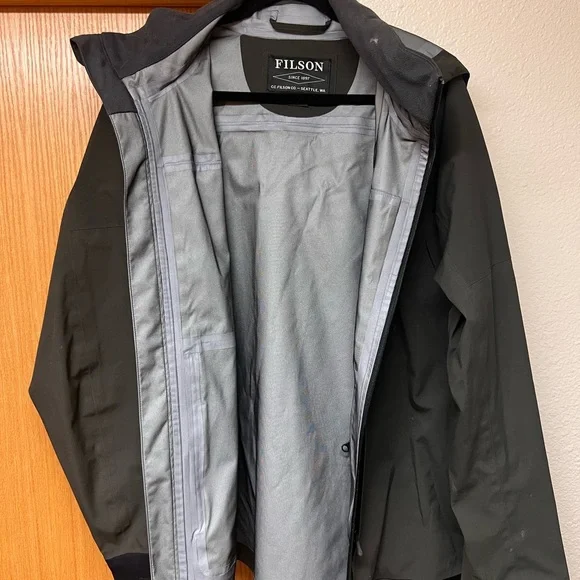 Filson Skagit Rain Jacket - Picture 1 of 4